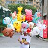 Balão de desenho animado infantil push presente de microempreendedorismo haste de mão adorno de cabeça haste longa clipe pulso flor de balão de 18 polegadas com haste
