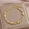 Pulsera de Flor de Cobre Incrustada con Hoja de Circonio de Colores, Femenina y Versátil, Joyería de Lujo Ligero, Joyería Artesanal de Alta Gama