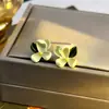 Brincos de Flor de Gardênia Doce Estilo Coreano, Brincos Florais de Luxo Leve e de Nicho de Alta Qualidade, Brincos Simples e Modernos Estilo Chanel para Mulheres