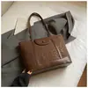 Bolso Grande de Leopardo para Mujer 2025 Nuevo Otoño e Invierno Moda Versátil Bolso de Hombro Casual Bolso Tote para Viajes Diarios Transfronterizo