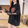 Playera de Algodón Puro Ins Sal Corazón Graffiti Falso de Dos Piezas para Mujer Nicho Hermoso Encaje Empalmado Holgada Cubre Vientre Top