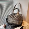Nuevo Bolso de Hombro Sencillo Otoño e Invierno para Mujer, Ligero, Acolchado de Algodón, Moda Casual, Bolso de Mano y Bolso Cruzado Bordado