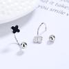 Aretes de Trébol de Cuatro Hojas de Plata Esterlina S925 Patrón de Tornillo Cuentas Redondas Anticaída Forma de U Distintivos de Año Nuevo con Gota de Esmalte Negro