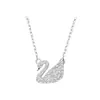 Versão de Luxo do Colar Cisne Degradê Azul, Vermelho, Rosa, Branco e Preto da Swarovski para Mulheres, Apresentando Corrente Dinâmica para Clavícula com Cristal Swarovski Element