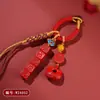 Llavero Colgante de Cerradura Ruyi de Cinabrio Rojo Imperial de Alto Contenido al por Mayor, Nuevo Estilo Chino Original Tendencia Nacional Encanto para Bolso