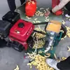 Máquina para Bolas de Arroz Más Vendida para Viajar por Atracciones Turísticas, Máquina Infladora de Pasteles de Dátil Rojo y Nueces de Cuatro Cilindros, No. 3 Máquina Plegadora