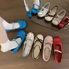 Zapatos Mary Jane Satinados para Mujer que Aumentan la Altura, para Mujeres Bajitas, Nuevos 2025 Primavera/Otoño Estilo Ballet Retro Francés Zapatos de Suela Gruesa