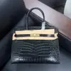 Bolsa Platinum J Costura Externa / 30 Padrão Crocodilo Ferragens de Aço Borda Escovada Família H Óleo Couro Bovino Camada Superior Bolsa de Mão Feminina