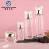 En stock: Juego de botellas de vidrio con acabado de diamante de 100 ml, botellas de loción de 40 ml y 120 ml, juego de frascos de crema de 30 g y 50 g, materiales de embalaje