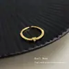 Anel Minimalista de Zircônia em Formato de Coração, Estilo de Luxo Leve de Nicho, Anel Aberto Fashion e Elegante para o Dedo Indicador, Versátil para o Dia a Dia