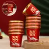 Copos descartáveis pequenos vermelhos para vinho com a palavra "felizes" para chá e água, copos de papel pequenos espessados para uso doméstico para brindes em banquetes de casamento