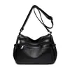 Bolsa de Mamá Nueva Texturizada para Primavera y Verano 2025 Bolso de Hombro Cruzado Gran Capacidad Simple de Moda Bolso para Mujeres de Mediana Edad