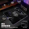 Alfombrilla de ratón de cristal micrograbado bidimensional para e-Sports, Alfombrilla de cristal resistente a las manchas de alta gama para juegos de anime y uso en oficina