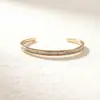 Precio Especial de Fábrica Suministro Directo Estilo Popular de Celebridad de Internet Sencillo Acero de Titanio Alta Calidad Retención de Color Personalidad Versátil Pulsera de Forma de C para Mujer