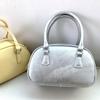 Bolso pequeño cuadrado con textura de cera de aceite, personalizado, plateado, estilo retro, moderno y versátil, tipo bandolera tipo bolos.