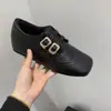 Aumento Interno Moda Retro Punta Cuadrada Más Terciopelo Zapatos Planos Mocasines 2025 Invierno Estilo Brogue Pequeños Zapatos de Cuero Británicos para Mujer