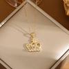Colar de aço titânio com coroa europeia e americana, colar antidesbotamento, design de nicho, retrô, diamante, zircônia, corrente de clavícula feminina inteligente