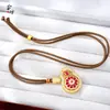 Colgante de Arena Dorada con Piedra Preciosa en Forma de Calabaza con Flores Huecas Talladas, Incrustado con Diamantes, Cobre Electroplateado con Filigrana, Cadena de Clavícula Vintage Chapada en Oro, Versátil