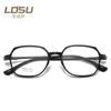 Nueva tendencia de moda armazón de gafas TR para hombre y mujer armazón de gafas artístico 8039 armazón óptico cuadrado ligero al por mayor