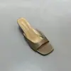 Elegantes sandalias de tacón de gatito con punta cuadrada de estilo simple de una tira para mujer, nueva colección verano 2026, delicadas y adecuadas para combinar con vestidos