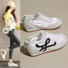 Tenis Blancos para Mujer, Nuevo Modelo Otoño 2025, Zapatos Deportivos Casuales Impermeables Hechos de Tela de Paraguas