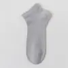 Meias Cano Curto Masculinas de Seda, Malha Fina Respirável para o Verão, Antibacterianas, Resistentes a Odores, Sem Costura, Invisíveis, Antiderrapantes
