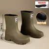 Botas de lluvia de moda para mujer, antideslizantes, de media pantorrilla, con puños elásticos, zapatos de goma impermeables de suela gruesa