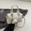 Bolso de Almohada de Mano de Alta Gama para Mujer 2025 Nuevo Estilo Coreano Bolso de Hombro de Moda Ins Nicho Bolso Elegante para Mujer