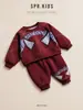Roupa Infantil Masculina Terno de Outono 2026 Novo Estilo Crianças Pequenas e Médias Estilo Primavera e Outono Outono Infantil Meninos Moletom Legal Tendência