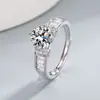 Anillo Nuevo Estilo de Cuatro Garras con Circonita en Forma de Escalera para Mujer, Sencillo y Elegante Anillo Abierto de Imitación de Moissanita de Un Quilate