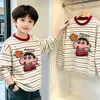 Camiseta básica de rayas para niño, nuevo modelo primavera y otoño 2026, camiseta de manga larga 100% algodón para niños, camiseta interior para niños mayores, camiseta de moda estilo callejero