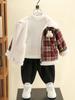 8832 Casaco Infantil de Pelo Integrado Outono e Inverno 2026 Novo Estilo Roupa de Inverno em Lã Estilo Coreano para Meninos Casaco de Lã Xadrez