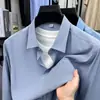 Nova Camisa de Manga Longa Listrada para Primavera e Outono para Homens, Camisa Antirrugas Não Passa para o Trabalho com Bolsos, Jaqueta Fina Casual