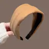 Outono e Inverno Moda Retrô de Alta Qualidade Suede Maillard Faixa de Cabeça de Aba Larga Acessórios de Cabelo para Uso Diário Feminino Faixa de Cabeça
