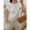 Playera Irregular con Abertura Lateral de Manga Corta para Mujer Verano 2025 Nuevo Diseño Encaje con Pliegues en la Cintura Top de Cuello Redondo