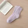 Calcetines de vellón de coral sin pelusa transfronterizos para hombre y mujer, calcetines de vellón de color liso, media caña, cálidos para dormir, calcetines de piso