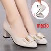 Sapatos de Mãe Sapatos de Camada Única Confortáveis Sola Macia Femininos 2020 Novos Sapatos Femininos Primavera e Outono Meia-idade Meia-idade e Idosos Sapatos de Couro de Salto Médio