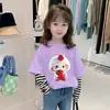 G2531 # Nueva Camiseta Elegante Redonda para Niña con Estampado de Dibujos Animados, Algodón Puro, Otoño 2025, Top de Manga Larga Falso de Dos Piezas.