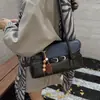 Bolso tipo Baguette de Melamina Retro de Alta Gama para Mujer 2026 Nueva Moda para Viajes Diarios Bolso de Hombro Único para Debajo del Brazo