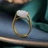 Plata S925 Chapada en Oro Retro Jade Hetian Jade Blanco Cuentas Cilíndricas Anillo Abierto de Moda para Mujer Temperamento Personalidad Anillo