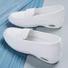 Zapatos de Enfermera para Mujer 2026 Otoño Nuevo Estilo Suela Suave Transpirables No Cansan los Pies Slip-on Casual Cómodos Mocasines Zapatos Blancos para Mujer