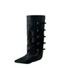Hebilla de cinturón de cuero versión 2026 nuevo estilo, botas largas de tacón grueso para pantalones y botas de mujer, botas de chica knight calientes europeas y americanas, punta fina