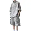 Conjunto de ropa de trabajo estilo americano para hombre, atuendo casual holgado de verano, un conjunto completo de manga corta, nueva marca deportiva de moda 2026 pantalones cortos