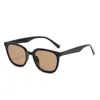 Gafas de sol nuevas de verano 2022 Gafas de sol marrones anti-ultravioleta para hombre y mujer con montura redonda pequeña Gafas de sol para conducir