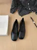 Zapatos Mary Jane planos de estilo suave para mujer, nuevo modelo de verano 2026, cómodos para los pies, adecuados para combinar con faldas, zapatos de ballet negros