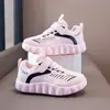Zapatillas Deportivas para Niños 2026 Otoño Nuevo Estilo Suela Suave Antideslizantes Ligeras Estilo Coreano Modernas Versátiles para Niños Medianos y Mayores Zapatos Casuales de Suela Única