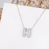 Collar de acero de titanio nuevo de moda 2023 para mujer estilo frío ins nicho de alta calidad lujo ligero combinable cadena para clavícula moda