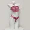Conjunto Sexy Rojo Nuevo Estilo Chino Bordado Faja, Tres Piezas Transparente Revelador de Pecho Seductor Encaje Lencería 2765
