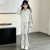 Conjunto de Sudadera para Niñas Primavera y Otoño 2026 Nuevo Casual Estilo Coreano Niña Niños Medianos y Grandes Sudadera Rayada Pantalones Acampanados Moderno