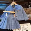 Traje de tweed estilo francés para niña 2026 otoño nueva moda chaqueta con flecos y falda plisada conjunto de dos piezas